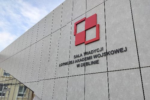 Uroczyste odsłonięcie tablicy pamiątkowej przy Sali Tradycji